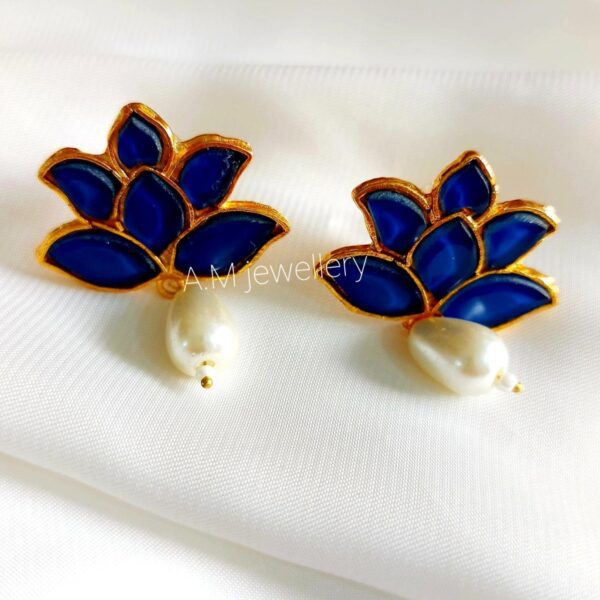ELISSA STUD EARRINGS FOR GIRLS / WOMEN'S
