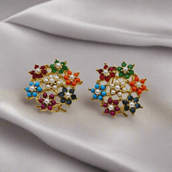 NAURATUN STUD .EARRINGS