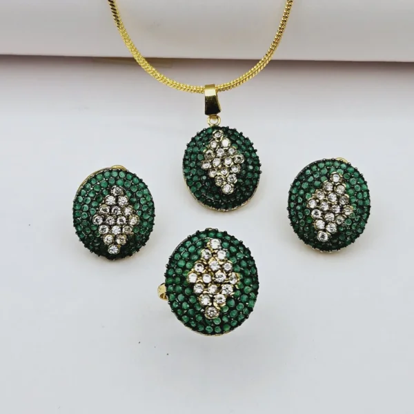 ARENA PENDANT SET