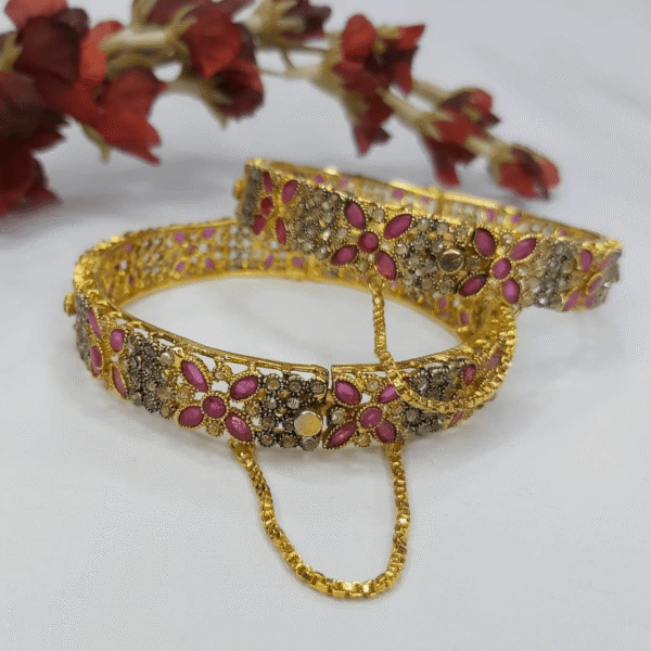 Gold plated Bangel with polki stones.